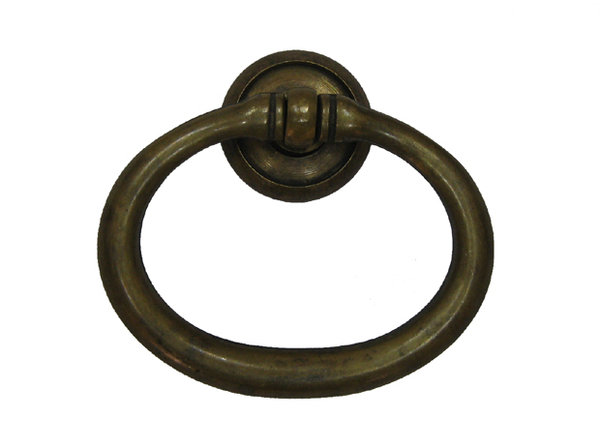 Ringgriff oval mit Rosette